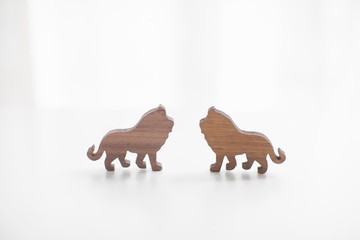 客製化姓名禮物原木造型木片 - 勇氣獅/北極熊