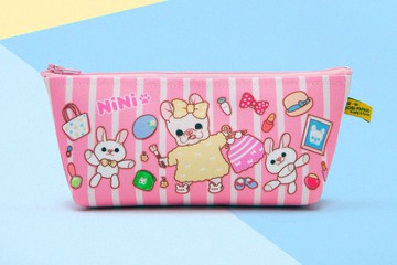 NiNi的睡衣派對三角筆袋