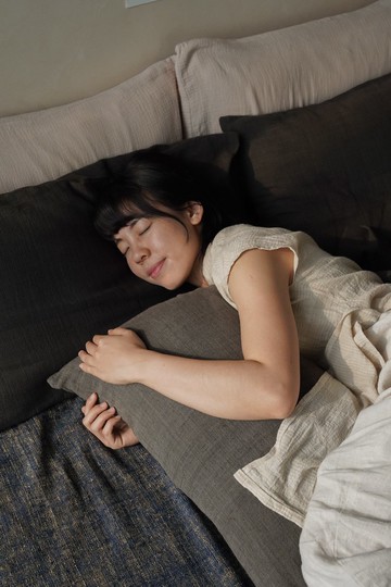 靜潤 //泥煤染手織純棉枕頭套