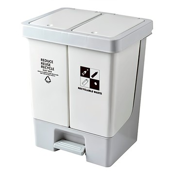 FAmILyLIFE 生活 20公升免髒手腳踏/彈蓋2用雙槽分類垃圾桶 YG-194 2kg  26.5 x 寬 34.2 x 高 42(cm)±5%  米白色  1個