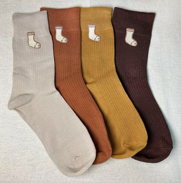 莖靈襪/中筒襪/四色