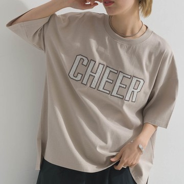 日本 le colis - 天竺棉蕾絲CHEER落肩短袖上衣-灰棕