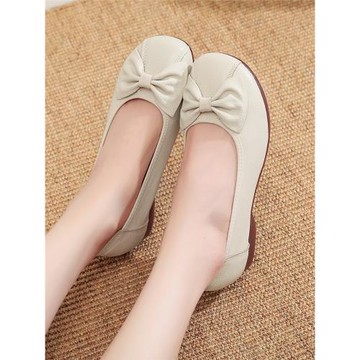 皮鞋女款媽媽鞋子中老年單鞋真皮牛筋軟底女鞋寬腳不累舒適小碼33