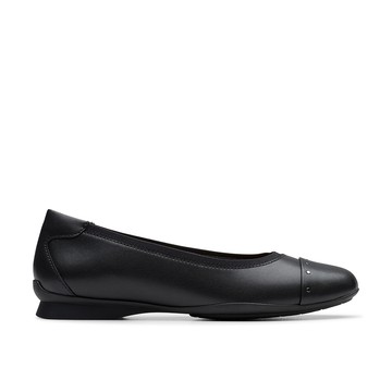 Clarks 摩登經典- Jazmynn Eve女款鉚釘飾面娃娃鞋(黑色) CLF84324C