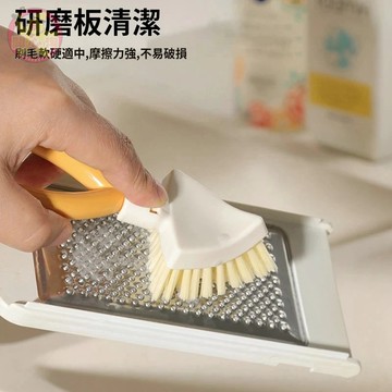 折疊清潔刷 縫隙清潔刷 三角清潔刷 清潔刷子 可折疊三角刷 海綿架 廚房收納架 手柄刷 多功能刷 清潔刷 鞋刷 洗衣刷子