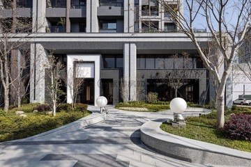 蕨兒狂推順天景美｜朝南視野帝王戶大三房雙平車｜台中市北屯區松竹三路