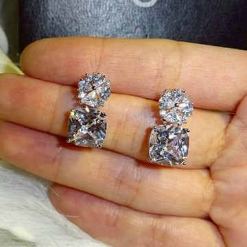 隔日到貨 凡爾賽 阿斯切 2克拉 莫桑鑽 方鑚 枕式切割 耳環 耳針E0040