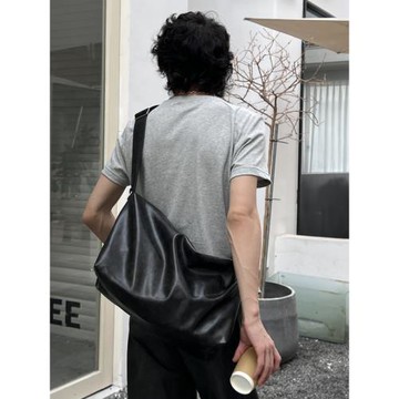 YUEN復古單肩腋下大容量pu街頭日系托特挎包暗黑系皮質大包男女潮