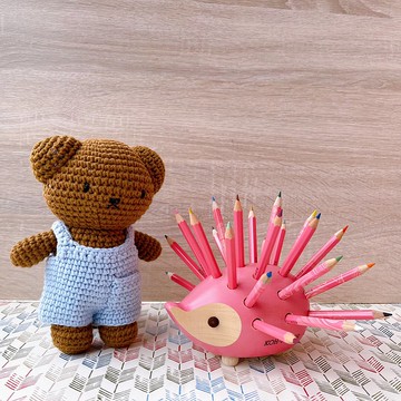 荷蘭 Just Dutch | Boris 編織娃娃和他的粉藍吊帶褲