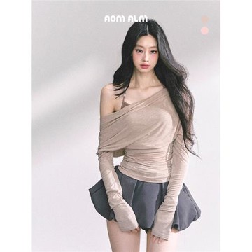 Aomalm少也眼"糯糯輕語"%假兩件韓系斜肩辣妹T恤女夏長袖通勤上衣