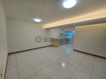 楠梓土庫新楠家樂福精美公寓3樓｜高雄市楠梓區清泰路