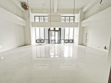 Lalaport商圈大面寬挑高綠園道金店面｜台中市東區東光園路