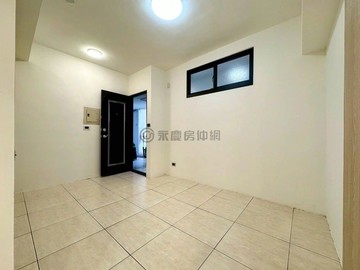 *勤美草悟道電梯二房文青華廈｜台中市西區民權路