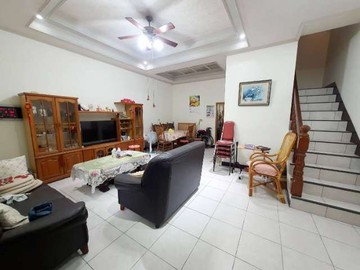 龍岡~龍興國中面寬美透天~孝親房~活巷｜桃園市中壢區龍岡路三段