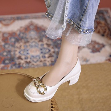 歐洲站2021秋季新款溫柔圓頭鏈條單鞋女復古軟底舒適百搭粗高跟鞋