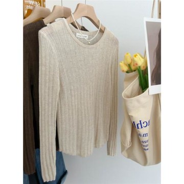 復古燕麥色薄款坑條針織衫女秋冬修身套頭內搭打底衫顯瘦長袖上衣