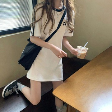 台灣出貨 a白色修身連衣裙新款夏裝短裙子ins超仙顯瘦學生矮小個子百搭 短袖洋裝 連衣裙 連身裙 洋裝 夏天裙子
