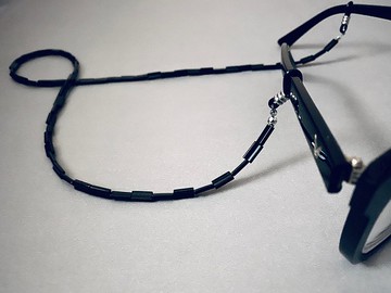 - Flat 亮黑 -  眼鏡鍊 / 項鍊 / 聖誕節禮物 / 交換禮物