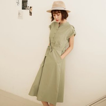 OB嚴選-棉麻素色立領半開襟腰綁帶連袖洋裝《DA9711-》