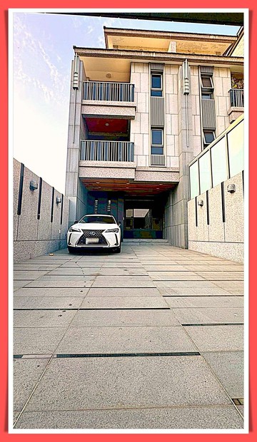 高大特區隱藏版【霸氣總裁電梯豪宅】全新邊間大地坪｜高雄市楠梓區大學六十街