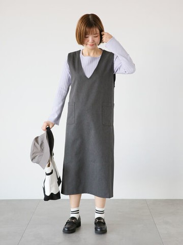 乾淨素面毛呢V領背心洋裝(FD41L0H0180) - Lugnoncure