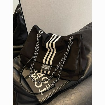 Bag House👜 健能大容量包包女2024新款腋下包託特鏈條流浪包通懃單肩斜挎包 託特包