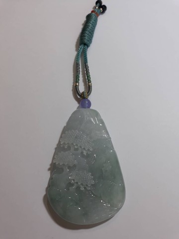 【JHK】天然翡翠山水牌玉質溫潤｜長約7.2公分