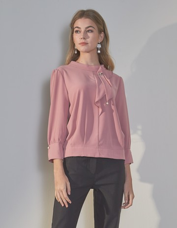 ★【喜芝梅】粉嫩絲巾領百搭上衣(兩色；M-3L) 224730033