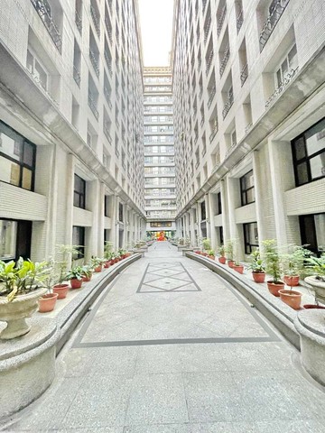 中壢SOGO 法國之星 3房車 體育園區建案｜桃園市中壢區環西路二段