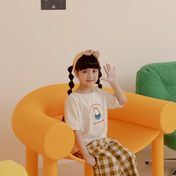 QUEENSHOP_ S 短袖 P/D幽靈 童裝 夏日炎熱圖上衣 兩色售 M-XL 現+預 【01190261】