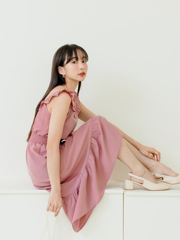 荷葉領綁帶收腰長洋裝