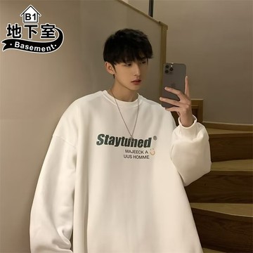 地下室B1-大學T 美式Staytuned印花長袖上衣 寬鬆 長T恤 男生衣服 男裝 大尺碼5XL【NL663262】