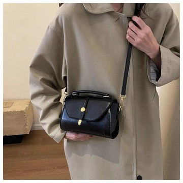 【店鋪熱銷】輕奢小衆包包女式 新款百搭斜挎包 高級質感包包 時尚複古單肩包包 时尚复古单肩包  ins包包 輕奢包包 上