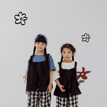 QUEENSHOP_ S 童裝 肩抓皺雙頭拉鍊背心 兩色售 M/L/XL 現+預 【01098971】