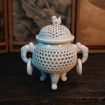 器滿日本回流白瓷雙耳吊環獅鈕香爐日式手工香道具香器熏香爐擺件