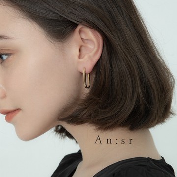 An:sr—「氣質 幾何U型 耳環」大氣 復古 溫柔 耳扣 耳環 耳飾 飾品」A0032