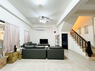 秒殺件~獨家~長興國小輕齡併排雙車墅｜屏東縣長治鄉新源街