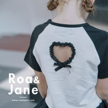 韓國專櫃 RoanJane 黑白撞色蝴蝶結背後心型鏤空短袖上衣