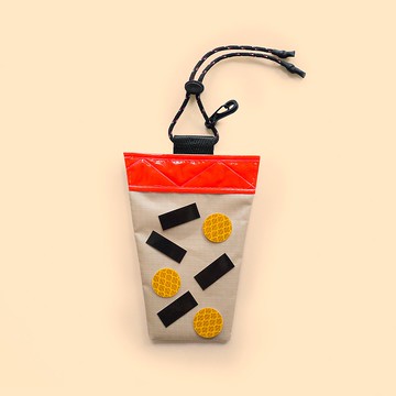 手作反光手搖飲-奶茶+仙草QQ  夜間反光吊飾  安全上路