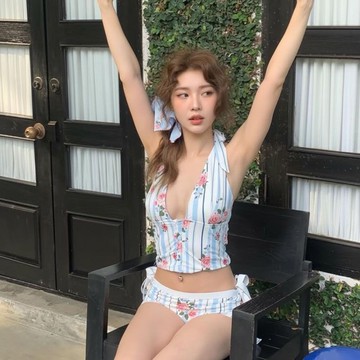 夏季必備🌞 法式純欲性感甜妹碎花掛脖吊帶分體bikini海邊比基尼度假溫泉泳衣