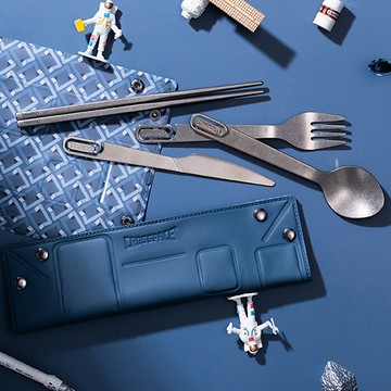 Crosspace 隨行純鈦餐具組 宇航系列 共三色 - 星河藍