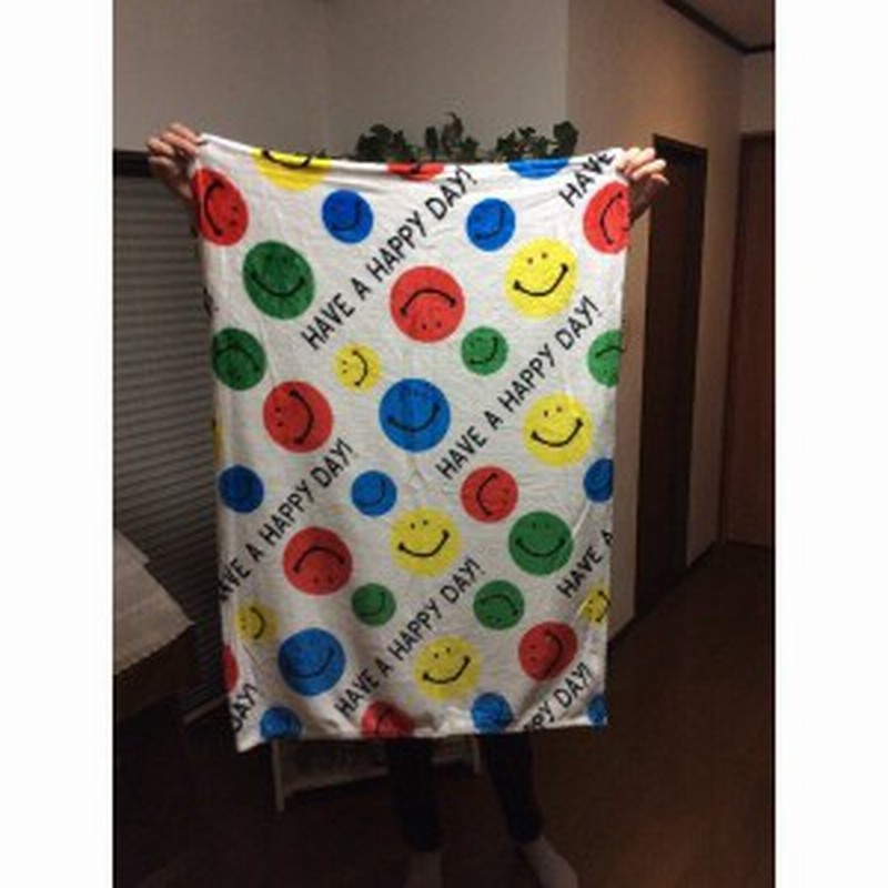 スマイル ニコちゃん ブランケット Sサイズ アメリカ雑貨 アメ雑 アメリカン雑貨 通販 Lineポイント最大1 0 Get Lineショッピング