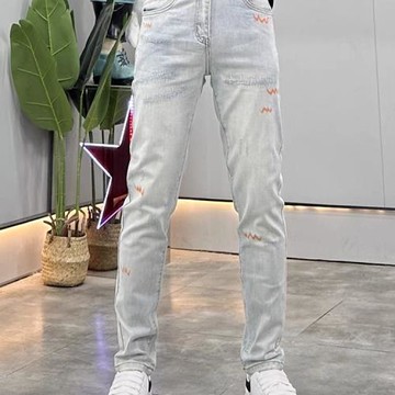 2025春秋新款高檔淺藍色牛仔褲男潮牌印花男士韓版修身小腳褲子潮