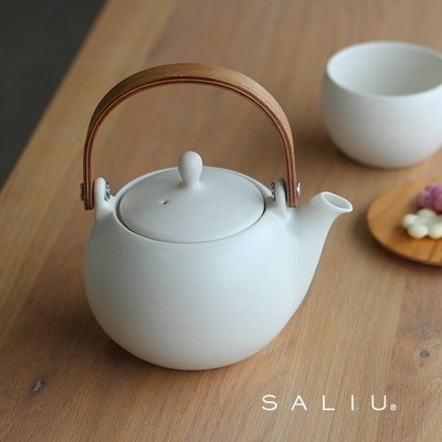 Saliu Yui 結 土瓶急須 急須 おしゃれ 日本製 かわいい 来客用 デザイン プレゼント 取っ手 木製 北欧 シンプル オシャレ 二人用 新築祝い 茶器 ティーポット 通販 Lineポイント最大get Lineショッピング