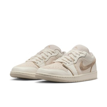WMNS AIR JORDAN 1 LOW HEMP