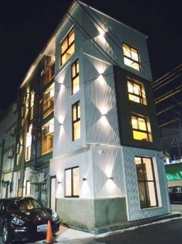 鳳山車站｜臨路翻新透天｜高投報金雞母｜高雄市鳳山區博愛路