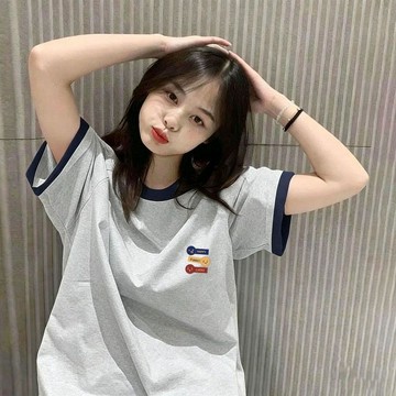 台灣出貨 兩件裝 夏季正肩新款薄款短袖T恤女休閒百搭洋氣撞色上衣女 短袖t恤 短袖上衣 t恤 寬鬆t恤 女生上衣