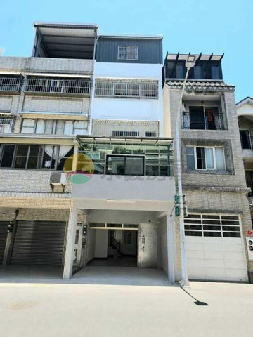 楠梓｜近台積電・右昌商圈｜臨11米路超質翻新透店｜高雄市楠梓區新泰街