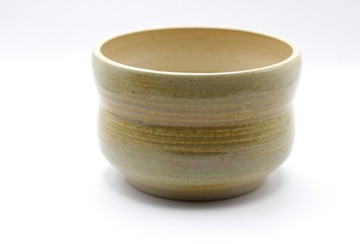 手拉坏米黃色陶瓷抹茶碗/飯碗/苔球座/苔球花器