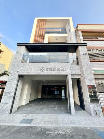 太平家樂福商圈「寬境」全新三車大面寬電梯豪墅｜台中市太平區精美一街